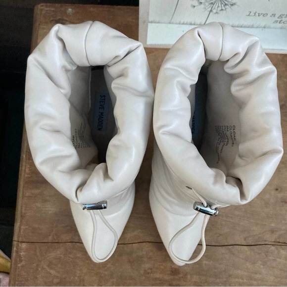 NEW Steve Madden Boots Snow booties heals puffer Cloak size 8 winter white - Picture 5 of 10